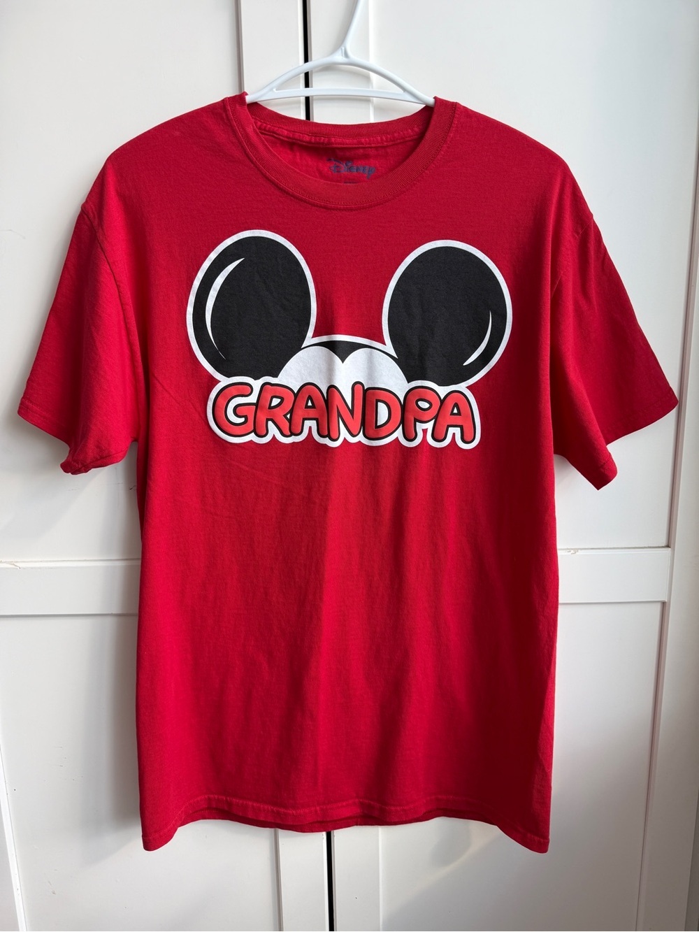 Disney Mickey Mouse Grandpa Red Graphic T-Shirt Men’s M Medium Vacation Cruise